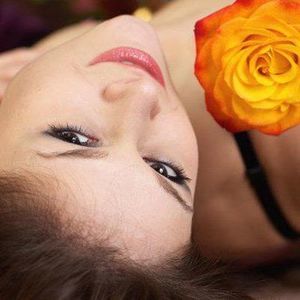 Meet your Posher, Ada